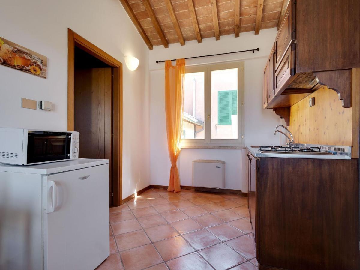 Casa vacanze Comfortable Mansion In With Swimming Pool